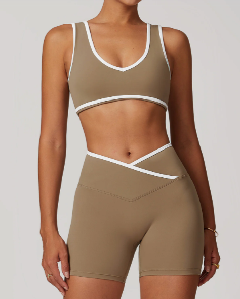 'Hiker's Wanderlust' 2 Piece Set